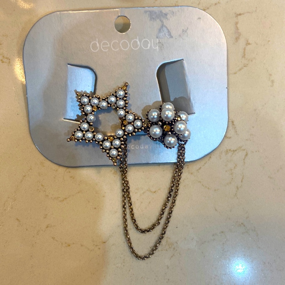 Star Silver-pearl brooch